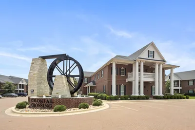 Colonial Crossing photo